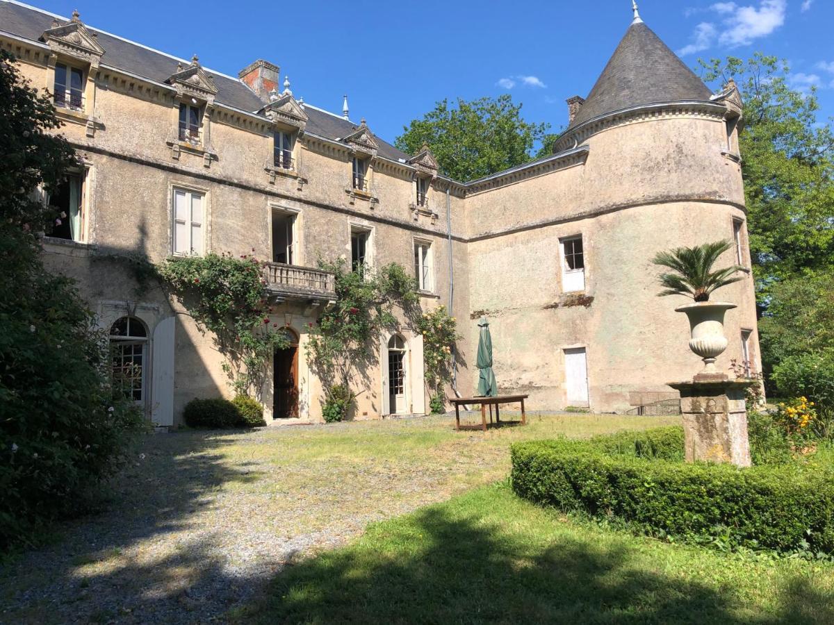 Chateau De La Mothe Saint-Sulpice-en-Pareds ภายนอก รูปภาพ