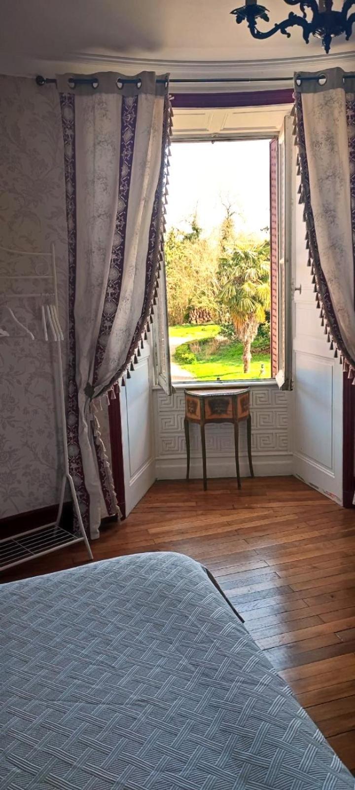 Chateau De La Mothe Saint-Sulpice-en-Pareds ภายนอก รูปภาพ